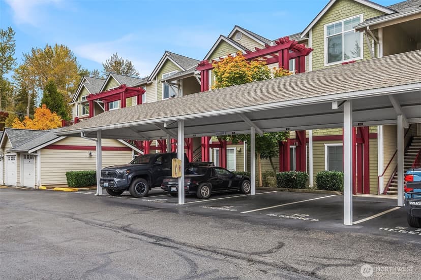 Property photo for 13000 Admiralty Way #L104, Everett photo 21