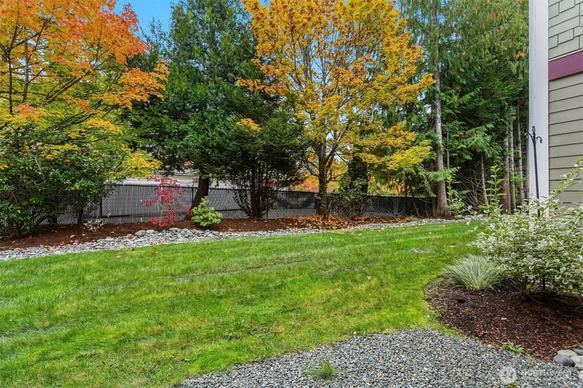 Property photo for 13000 Admiralty Way #L104, Everett photo 17