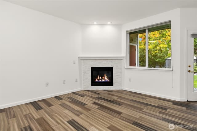 Property photo for 13000 Admiralty Way #L104, Everett photo 4