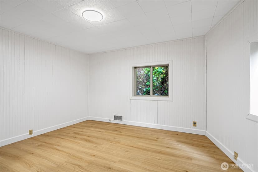 Property photo for 22504 Dorre Don Way SE, Maple Valley photo 14