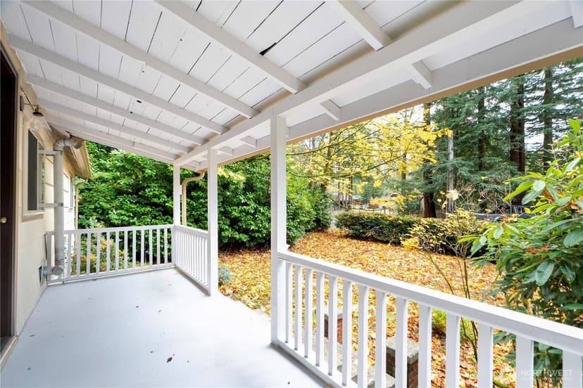 Property photo for 22504 Dorre Don Way SE, Maple Valley photo 3