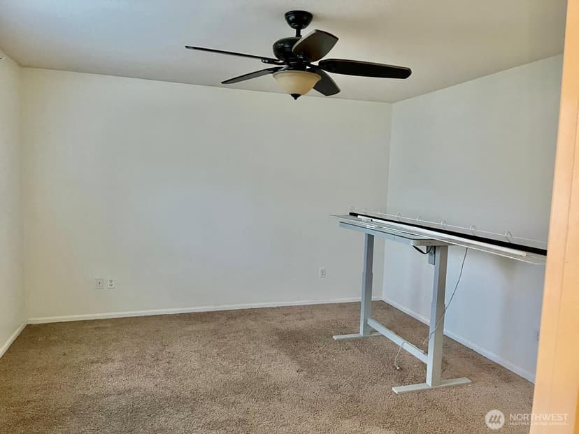 Property photo for 6827 41st Street E, Fife photo 9