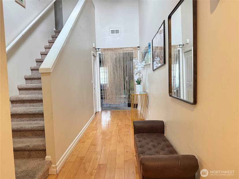 Property photo for 6827 41st Street E, Fife photo 2