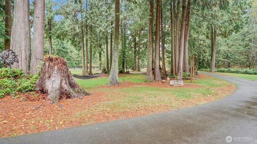 Property photo for 12816 322nd Avenue NE, Duvall photo 32