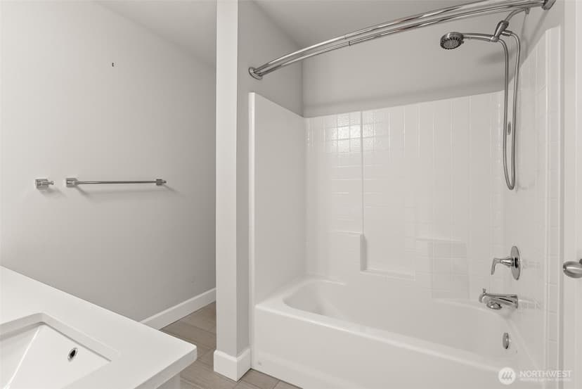 Property photo for 10924 SE 218th Place, Kent photo 28