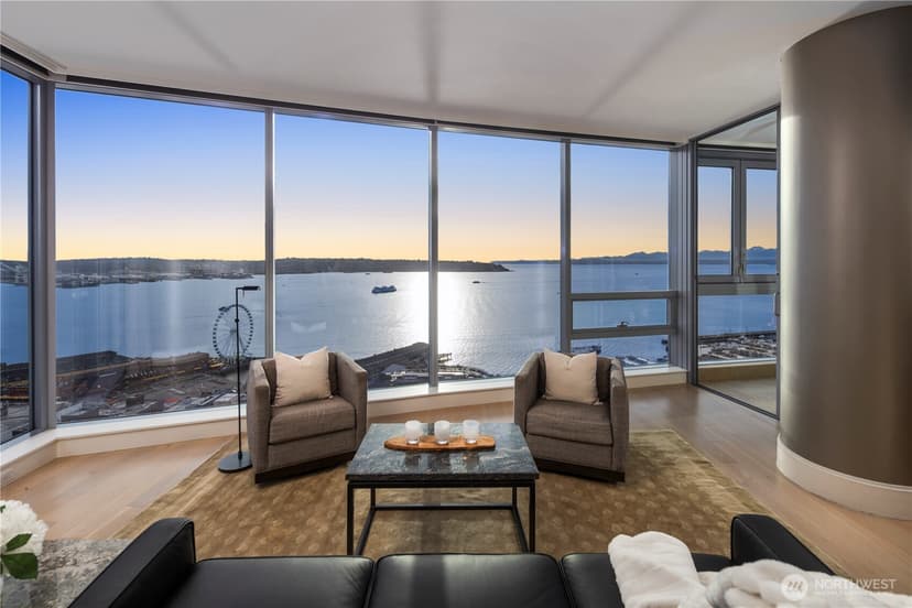 Property photo for 1521 2nd Avenue #1903, Seattle