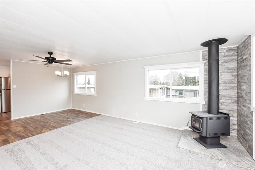 Property photo for 13320 Highway 99 #141, Everett photo 12