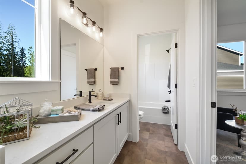 Property photo for 2419 197th Street NE, Arlington photo 22