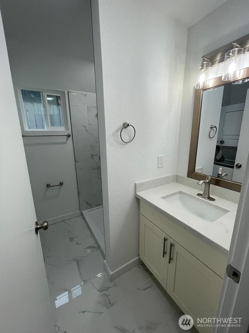 Property photo for 3730 SW 99th Street, Seattle photo 27