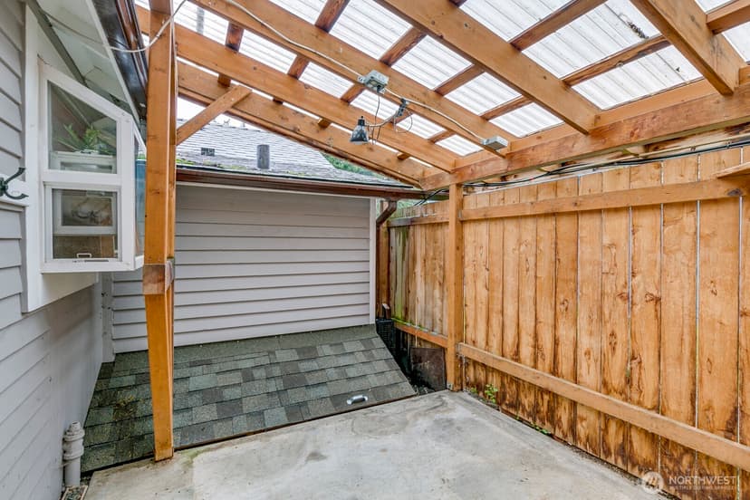 Property photo for 1026 W Mukilteo Boulevard, Everett photo 23