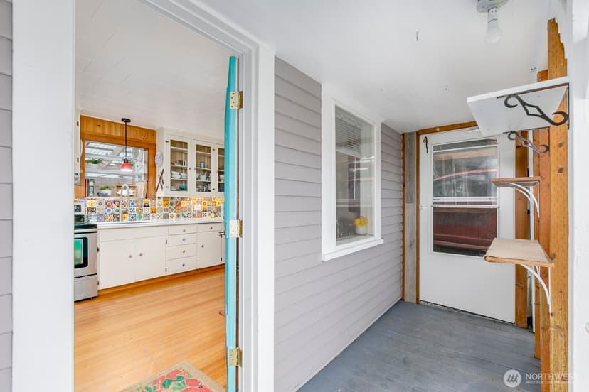 Property photo for 1026 W Mukilteo Boulevard, Everett photo 5