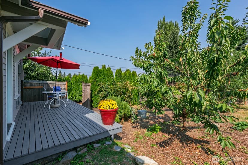 Property photo for 1026 W Mukilteo Boulevard, Everett photo 2