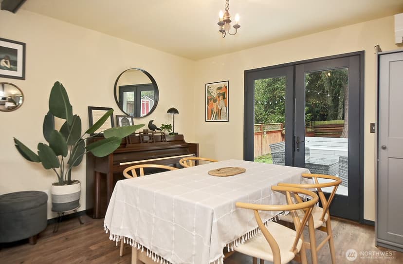 Property photo for 2575 Hillis Drive, Langley photo 6