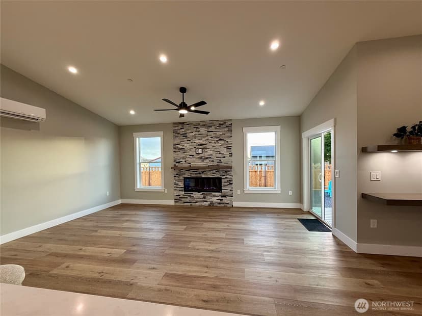 Property photo for 998 Alida Court SE, Ocean Shores photo 15