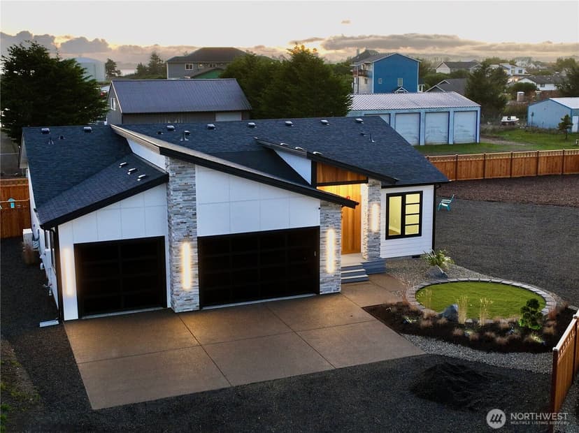 Property photo for 998 Alida Court SE, Ocean Shores photo 2