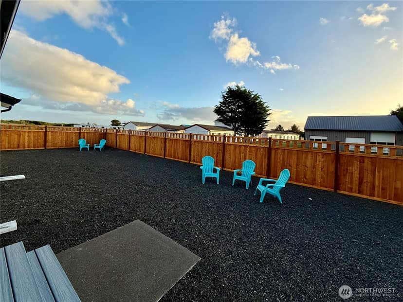 Property photo for 998 Alida Court SE, Ocean Shores photo 10