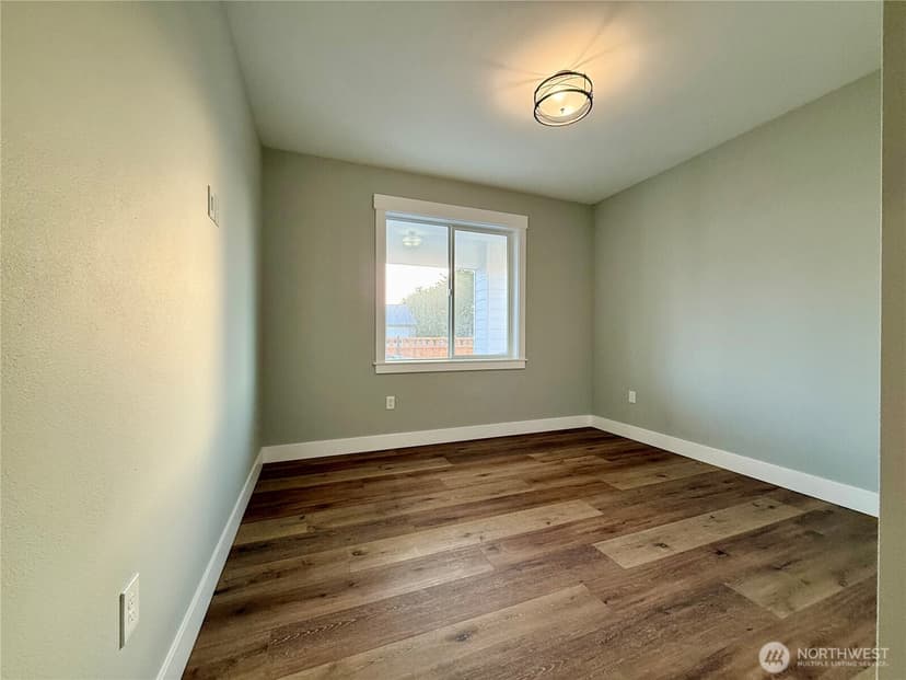Property photo for 998 Alida Court SE, Ocean Shores photo 37
