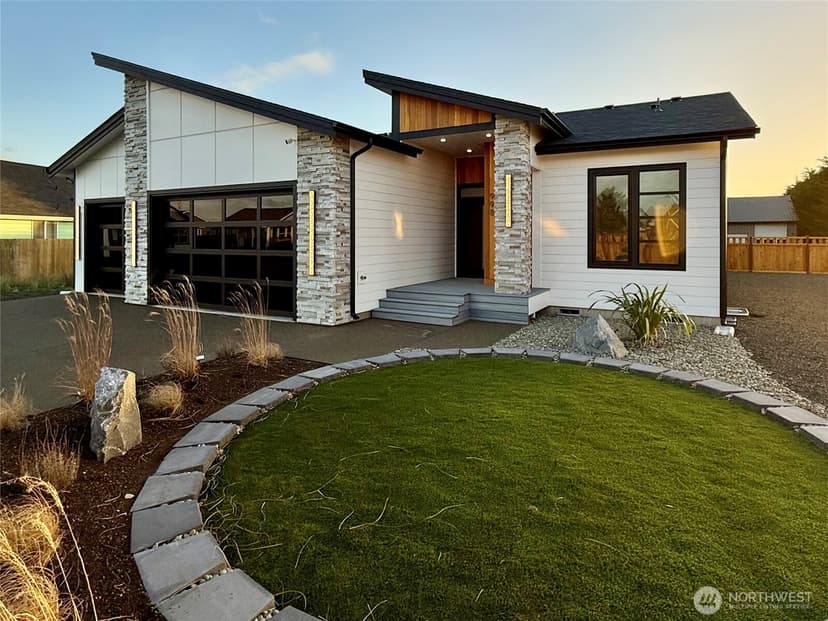 Property photo for 998 Alida Court SE, Ocean Shores photo 39