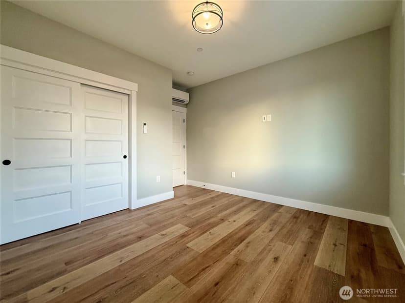 Property photo for 998 Alida Court SE, Ocean Shores photo 38