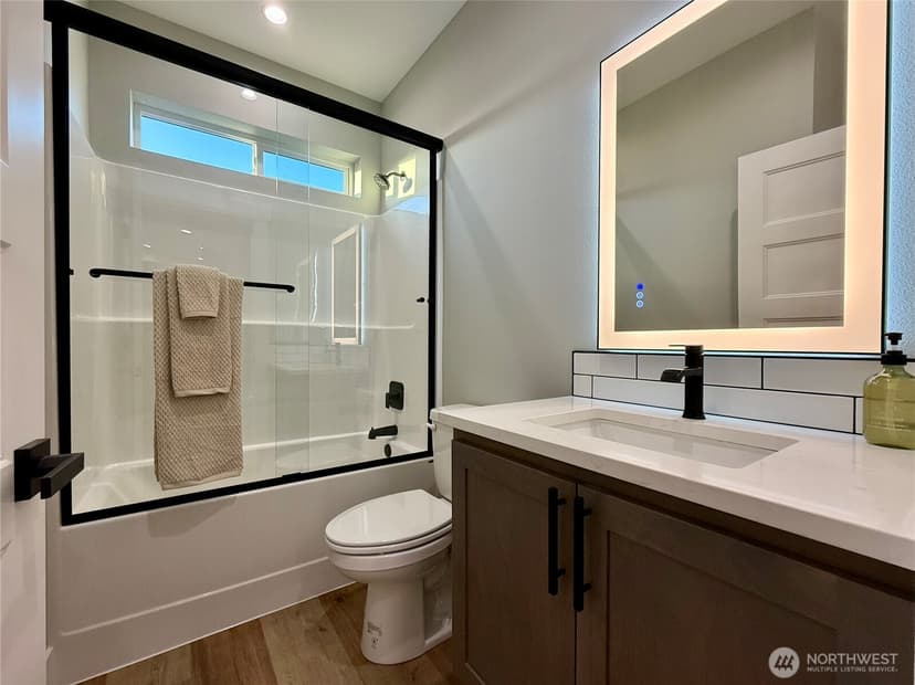 Property photo for 998 Alida Court SE, Ocean Shores photo 36