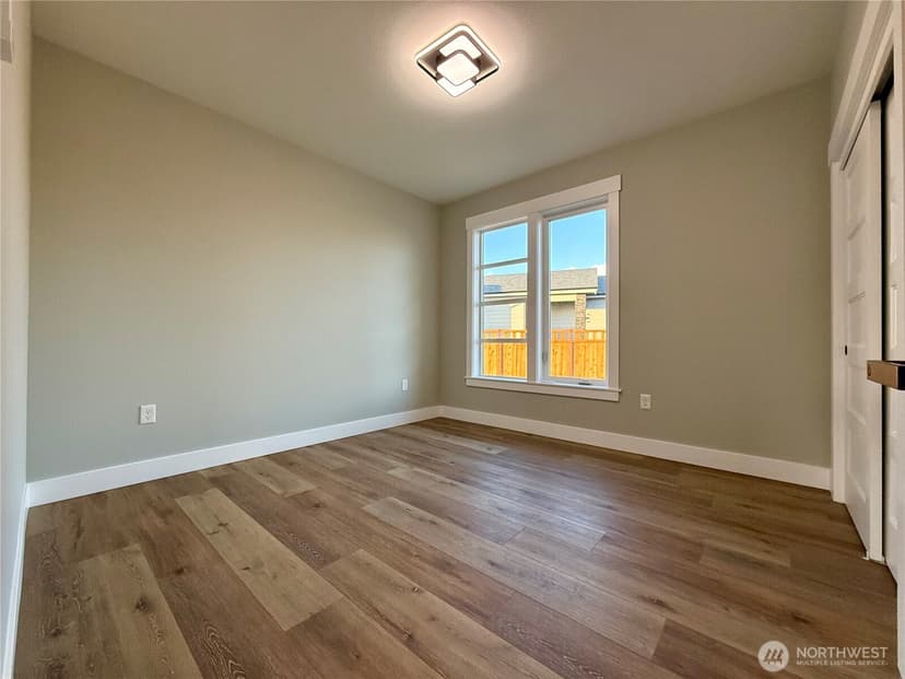 Property photo for 998 Alida Court SE, Ocean Shores photo 33