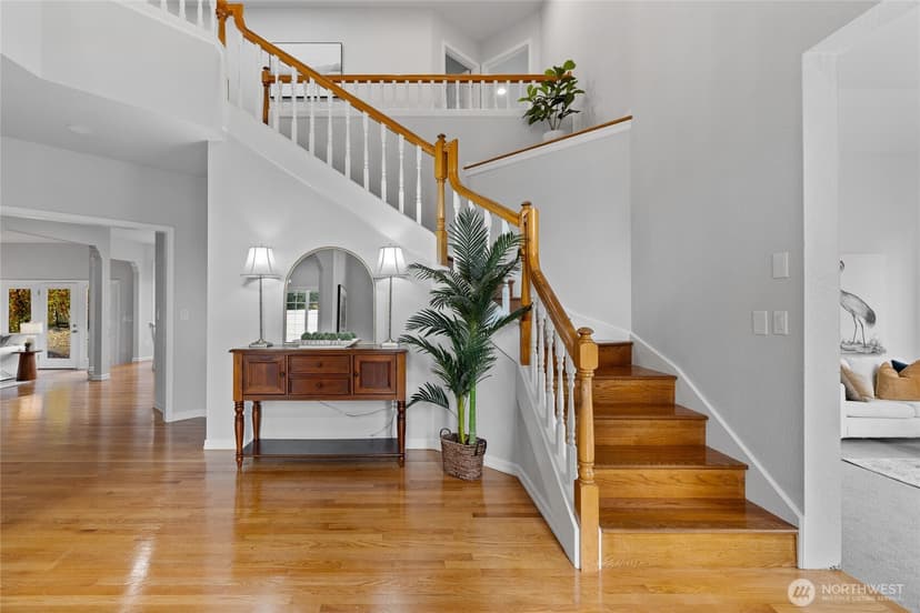 Property photo for 6613 Villa Madera Drive SW, Lakewood photo 3