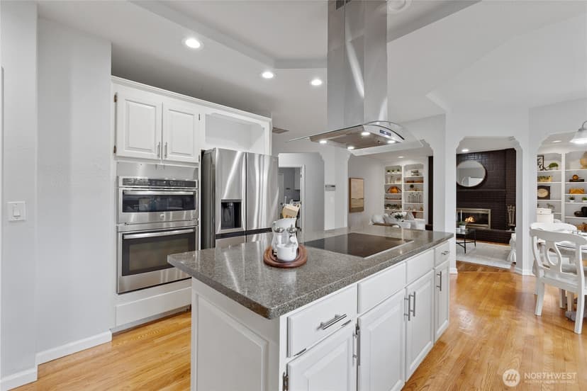 Property photo for 6613 Villa Madera Drive SW, Lakewood photo 12
