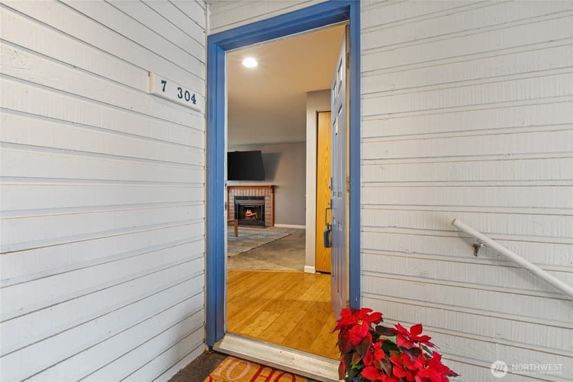 Property photo for 20156 Vikings Crest NE #7-304, Poulsbo photo 2