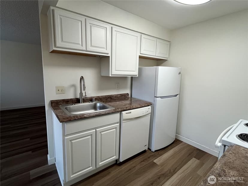 Property photo for 4802 S 187th Place #A206, SeaTac photo 6