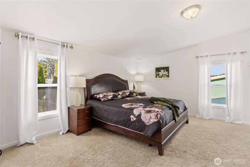 Property photo for 620 NE Saturn Lane, Bremerton photo 14