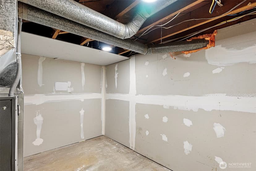 Property photo for 15802 34th Avenue E, Tacoma photo 31