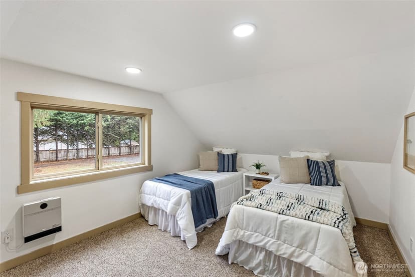Property photo for 15802 34th Avenue E, Tacoma photo 22