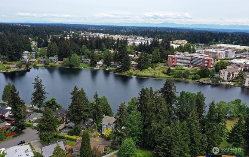 Property photo for 300 N 130th Street #7203, Seattle photo 25