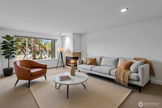 Property photo for 300 N 130th Street #7203, Seattle photo 3