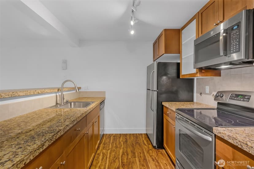 Property photo for 300 N 130th Street #7203, Seattle photo 14