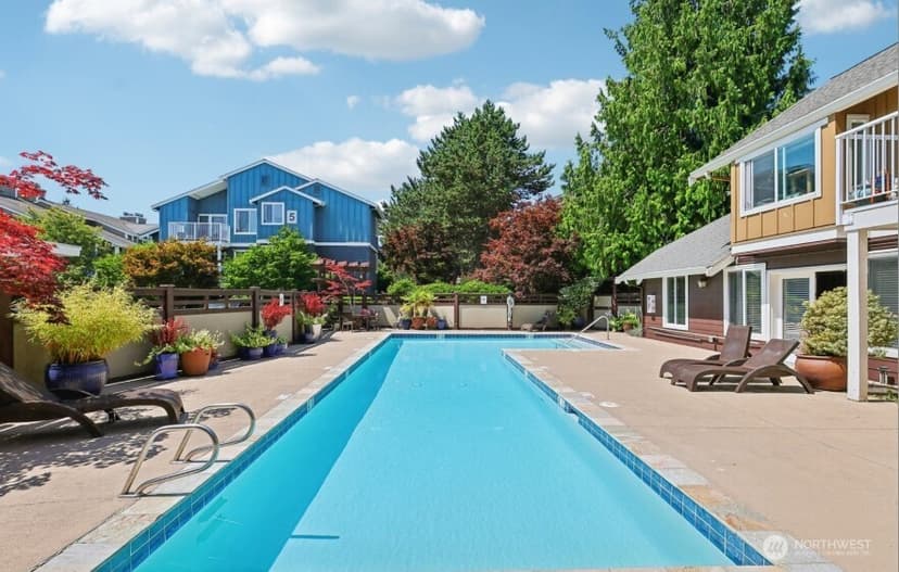 Property photo for 300 N 130th Street #7203, Seattle photo 32