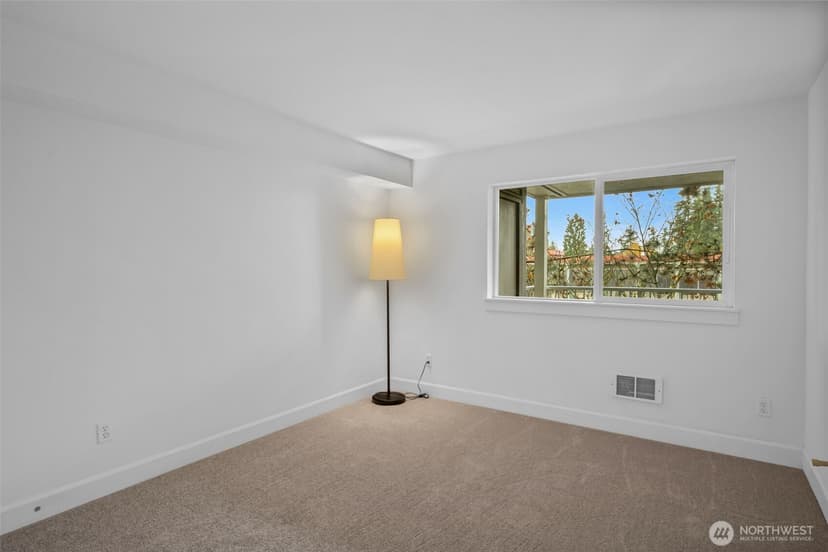 Property photo for 300 N 130th Street #7203, Seattle photo 22