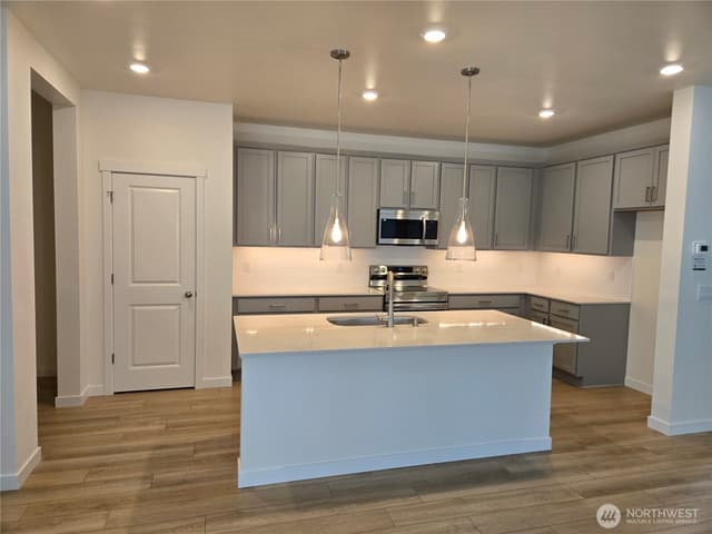 Property photo for 6184 Talus Loop SW #417, Port Orchard photo 4
