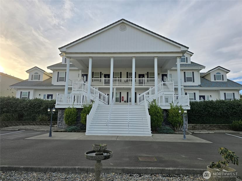 Property photo for 855 NW Ocean Shores Boulevard #201, Ocean Shores