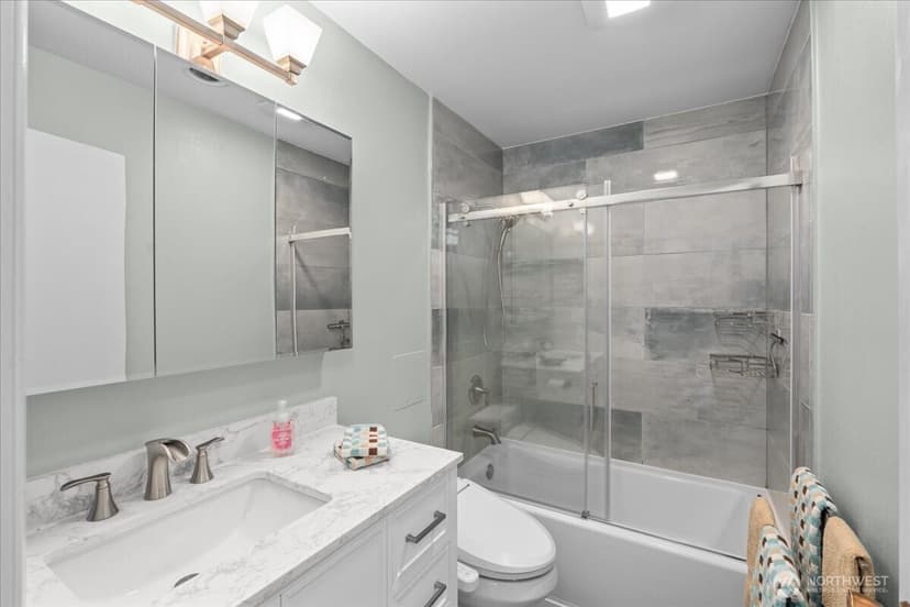 Property photo for 13201 Linden Avenue North #310A, Seattle photo 14