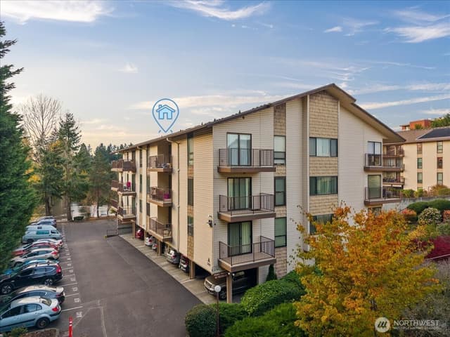 Property photo for 13201 Linden Avenue North #310A, Seattle photo 3