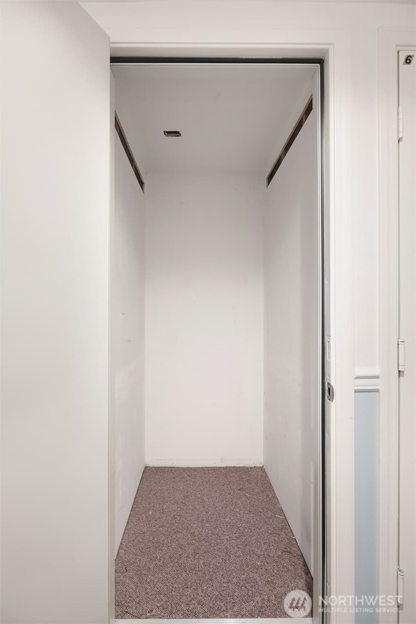 Property photo for 520 2nd Avenue W #406, Seattle photo 18
