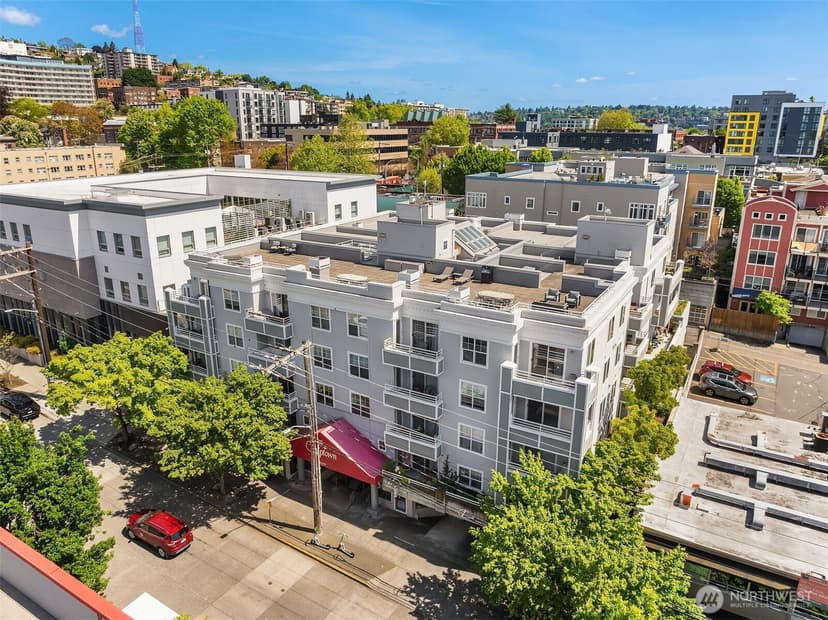 Property photo for 520 2nd Avenue W #406, Seattle photo 24