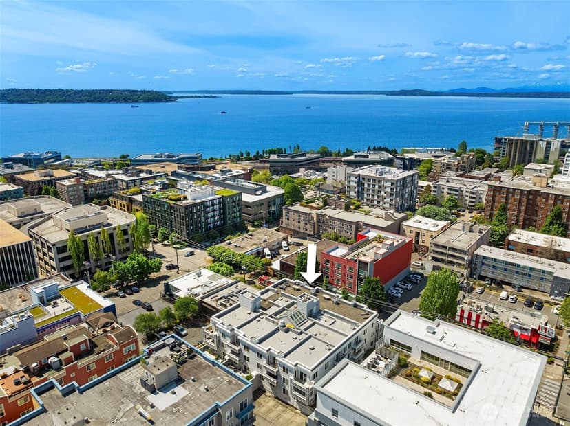 Property photo for 520 2nd Avenue W #406, Seattle photo 5