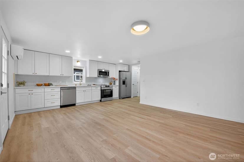 Property photo for 3622 S Gunnison Street, Tacoma photo 19