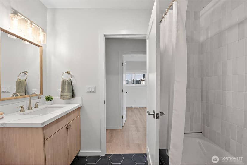 Property photo for 3622 S Gunnison Street, Tacoma photo 15