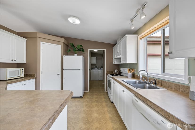 Property photo for 15302 122nd Avenue Ct E #4, Puyallup photo 7