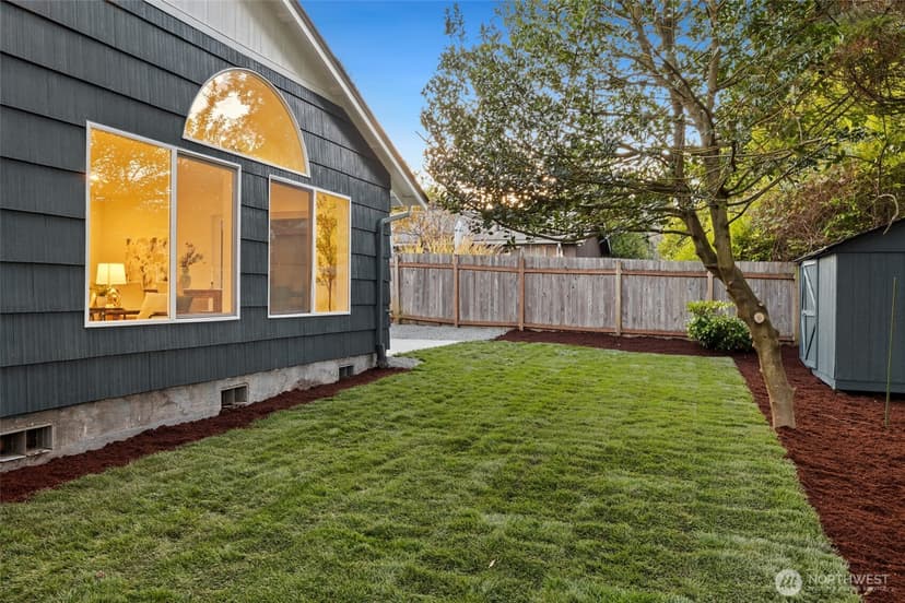 Property photo for 2144 N 146th Street, Shoreline photo 31
