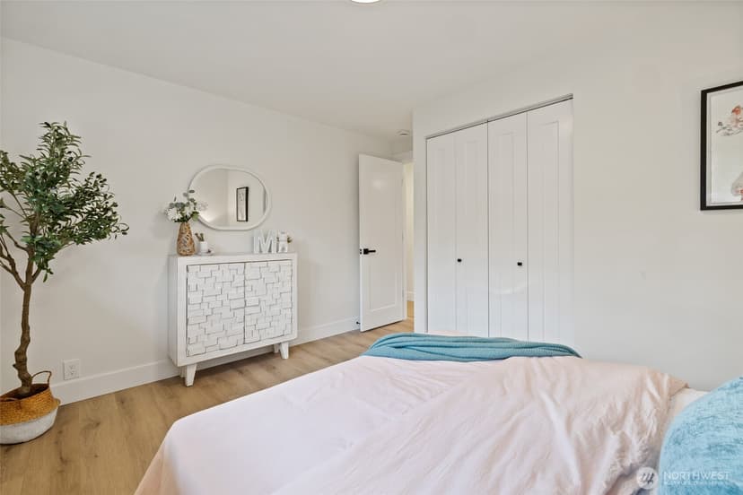Property photo for 2144 N 146th Street, Shoreline photo 22