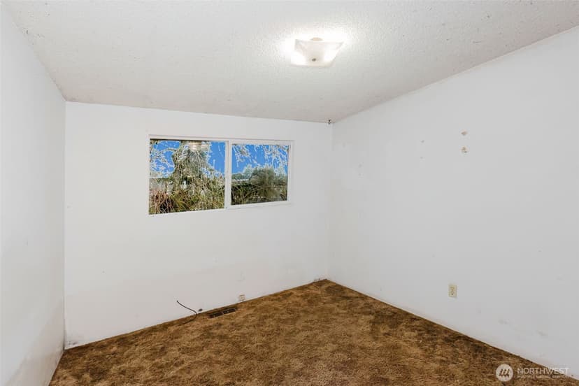 Property photo for 4116 W H Street, Bremerton photo 17
